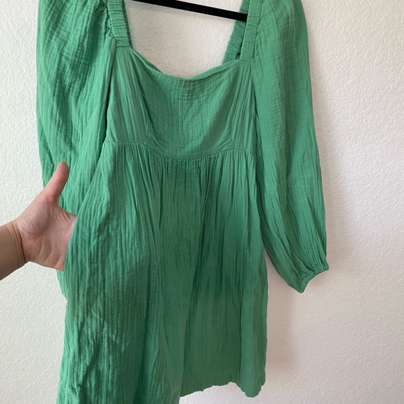Adorable Green J.Crew Dress with Pockets! - Picture 5 of 6
